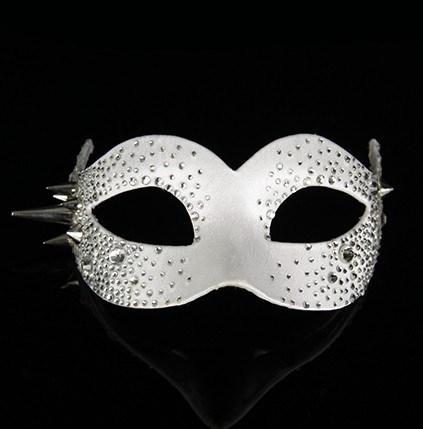 Colombina Bling White Masquerade Mask