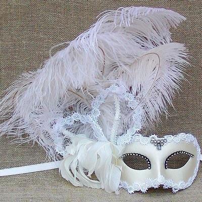Colombina White Satin Plume Masquerade Mask