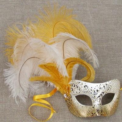 Colombina Cloud Canary Yellow Masquerade Mask