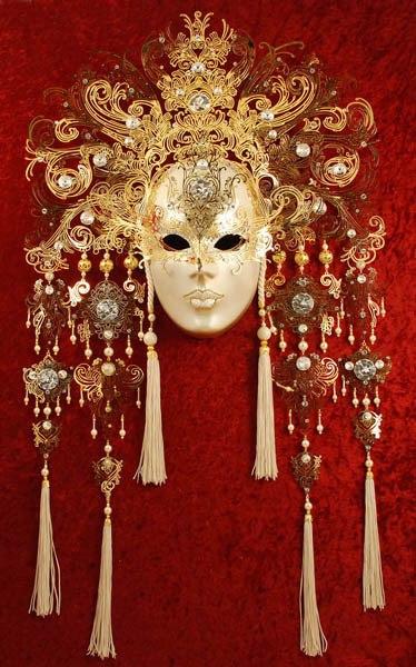 Magnificient Duchessa Masquerade Mask