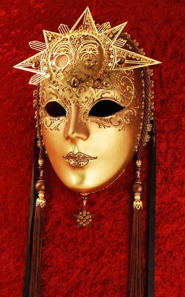 Volto Sole Masquerade Mask